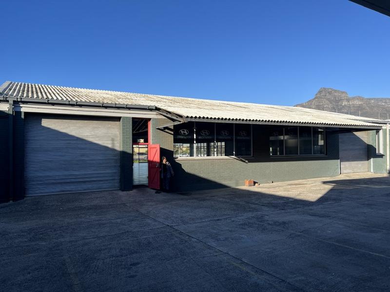 To Let commercial Property for Rent in Paarden Eiland Western Cape